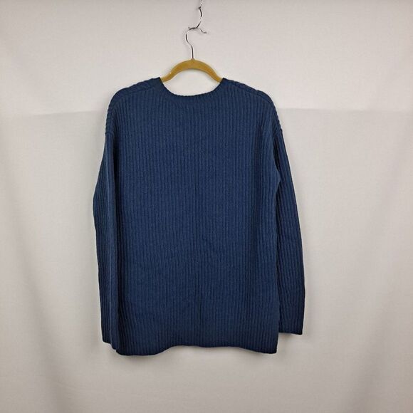 Gap Ladies Boyfriend  Sweater NWOT - Picture 10 of 11